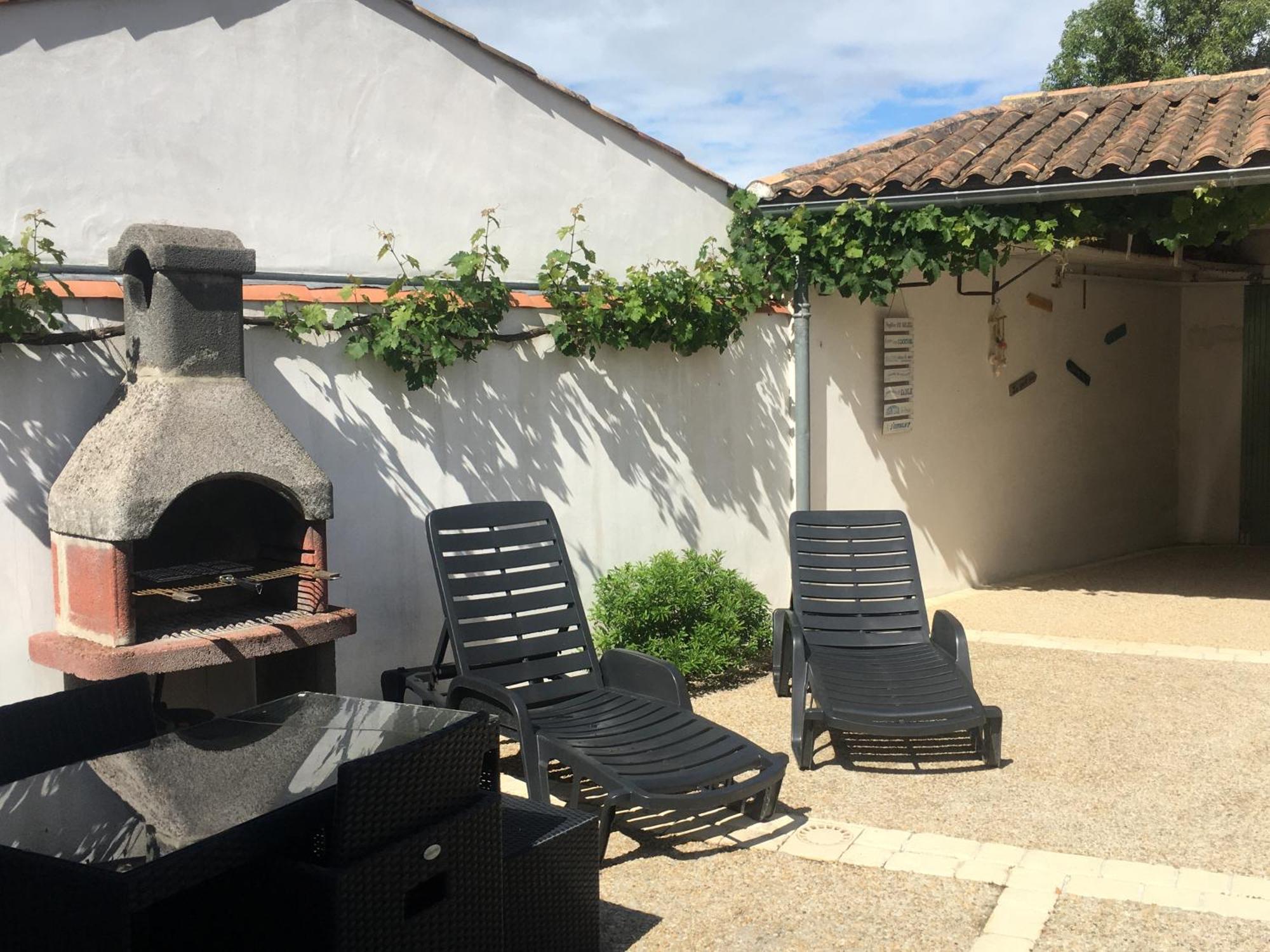 La Petite Maison sur l'Ile de Ré La Flotte Extérieur photo