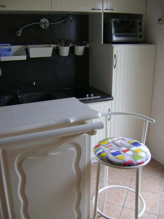 La Petite Maison sur l'Ile de Ré La Flotte Extérieur photo