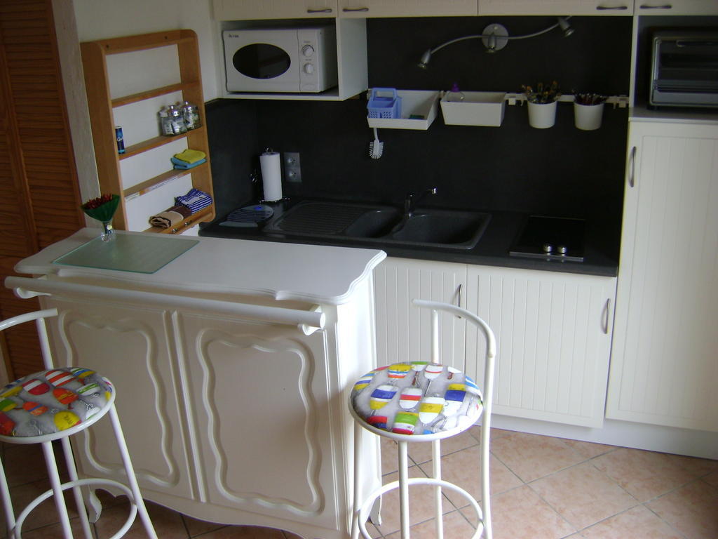 La Petite Maison sur l'Ile de Ré La Flotte Extérieur photo