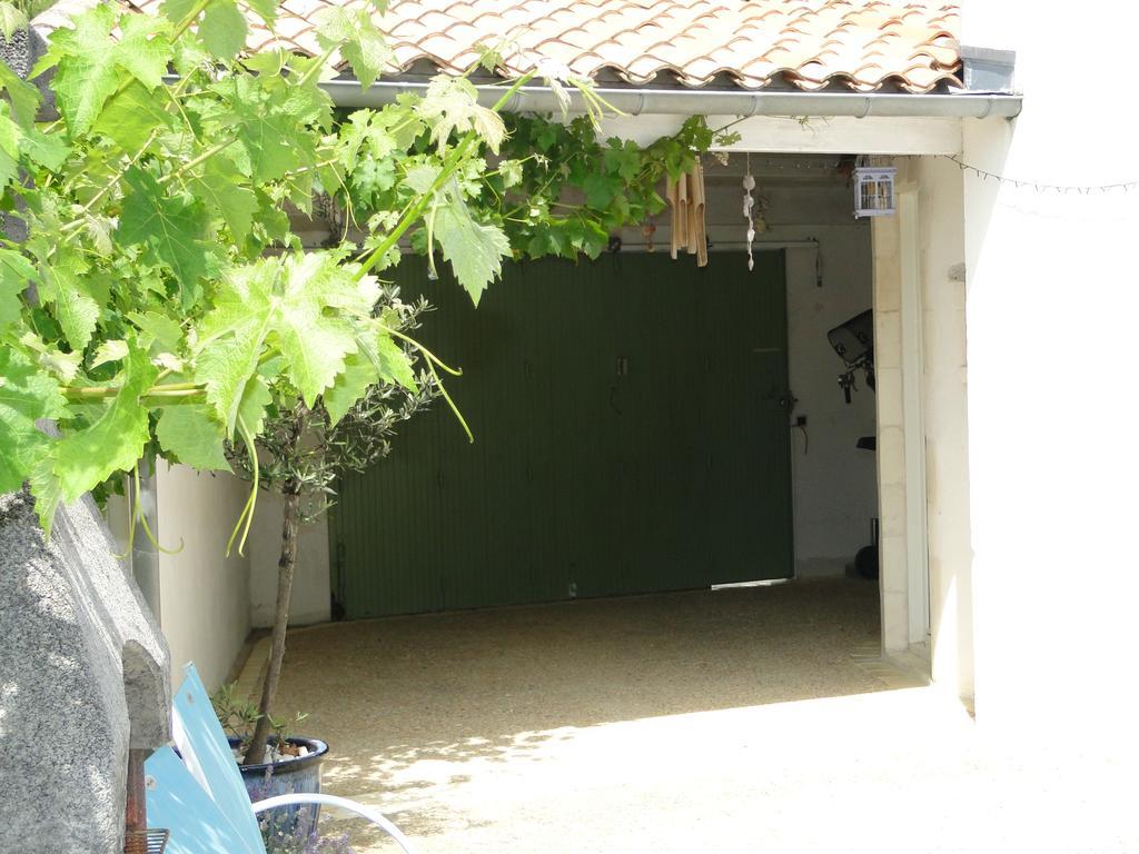 La Petite Maison sur l'Ile de Ré La Flotte Extérieur photo