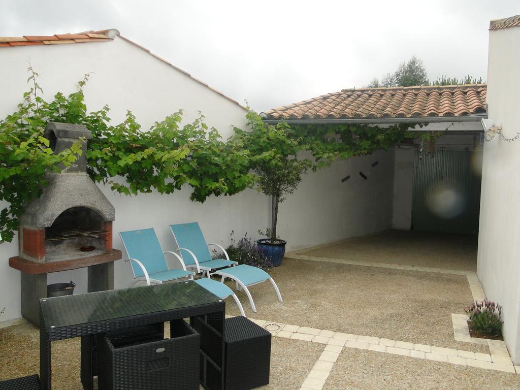 La Petite Maison sur l'Ile de Ré La Flotte Extérieur photo