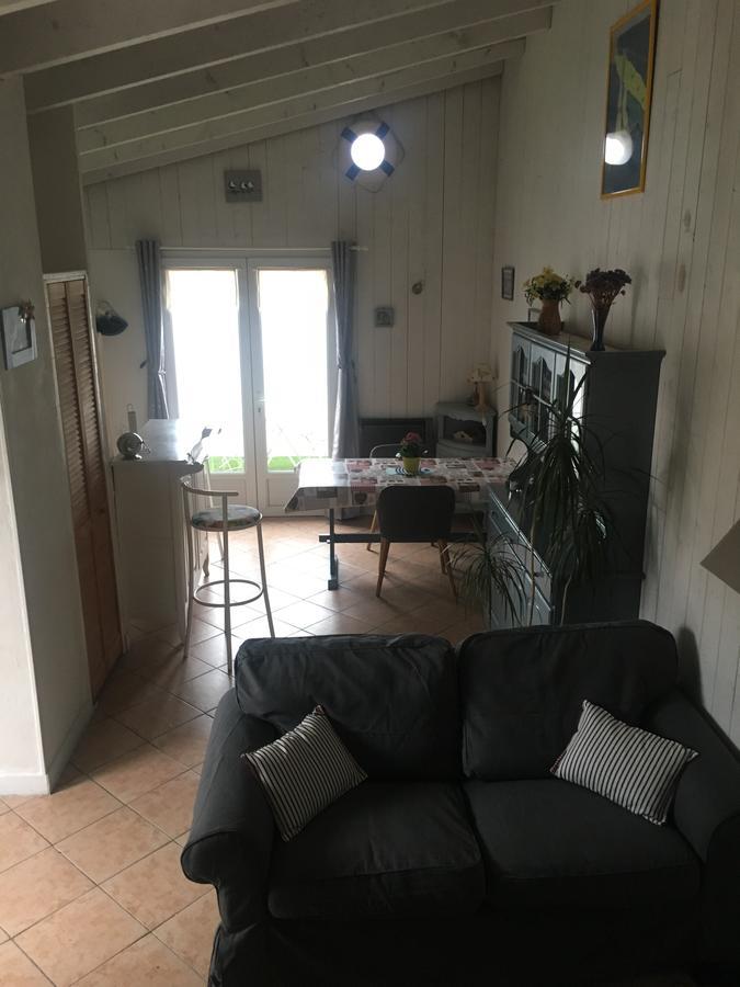 La Petite Maison sur l'Ile de Ré La Flotte Extérieur photo